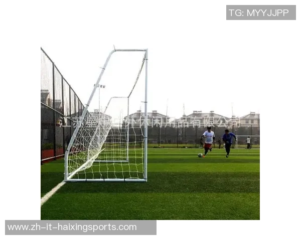 用钢管打造足球的创意设计与实用性探讨