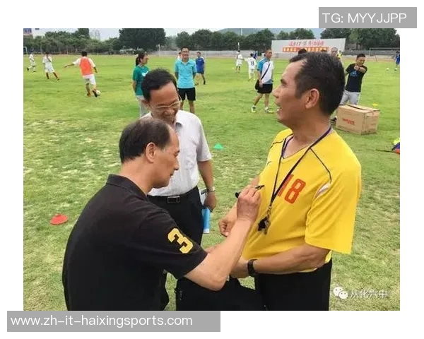 荷兰名宿足球的辉煌历程与对现代足球的深远影响